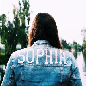 Meet your Posher, Sophia